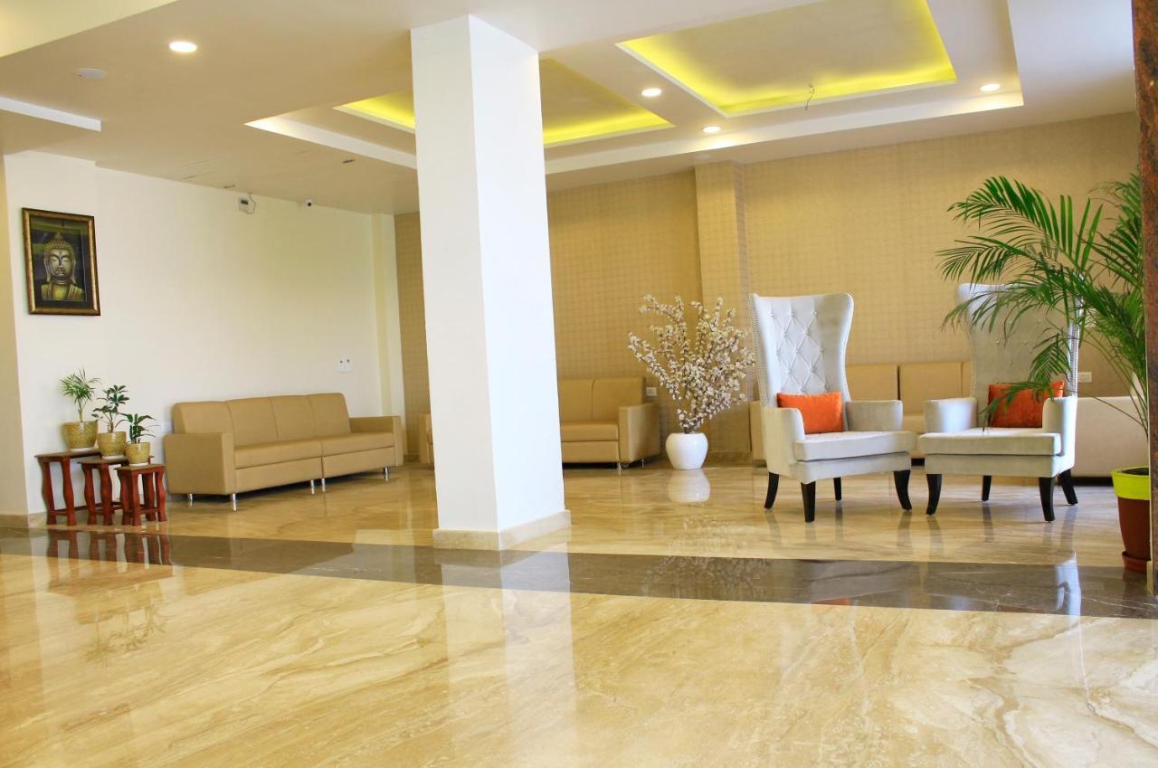Hotel Radiant Inn Roorkee Dış mekan fotoğraf